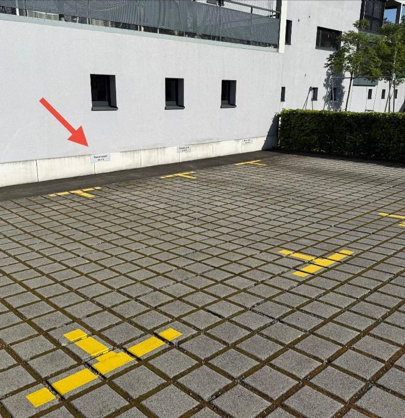 Parkplatz - 1