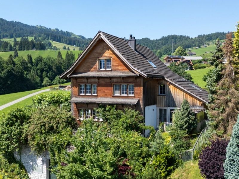 Familientraum im Grünen mit fantastischer Bergsicht - 1