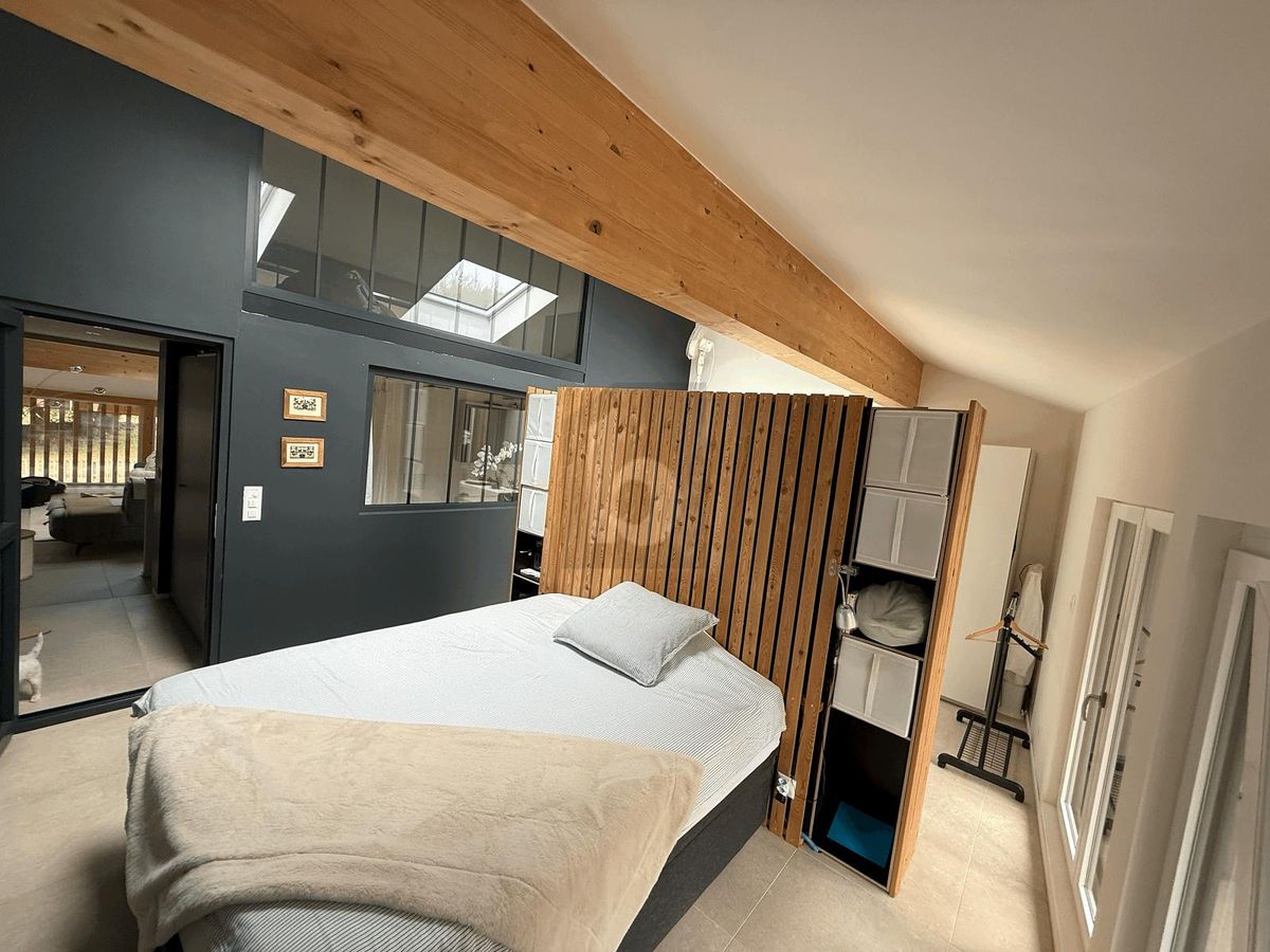 LOFT EXCLUSIF AVEC JARDIN PRIVÉ ET GARAGE - 3