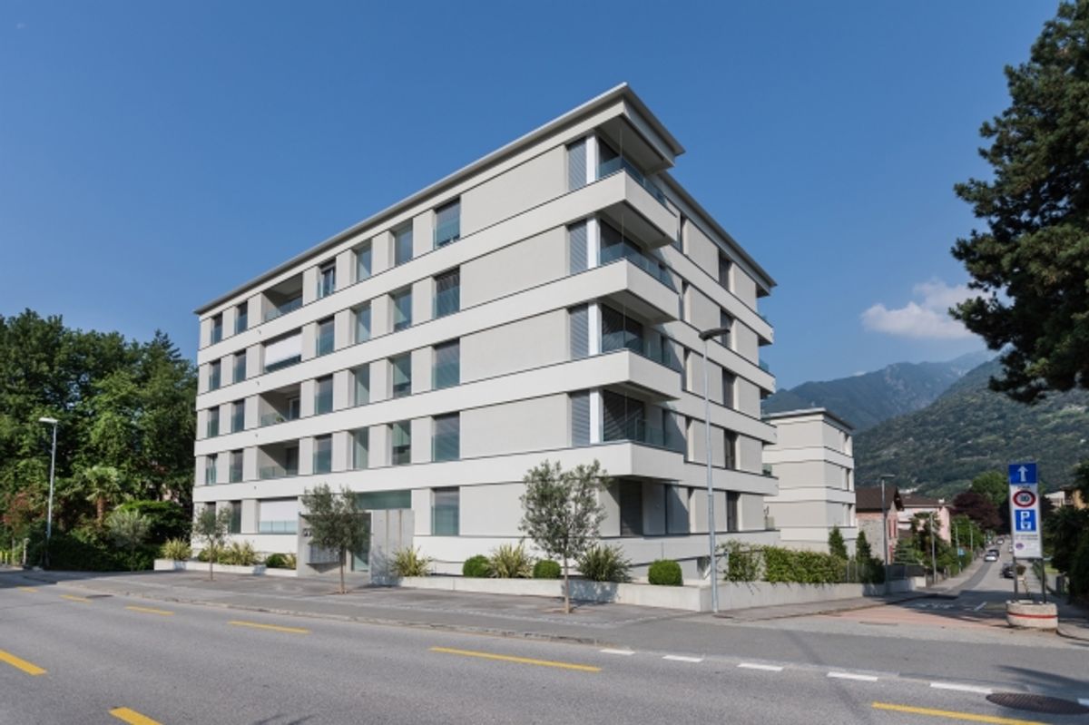 Affittasi parcheggi in autorimessa a Bellinzona - 0