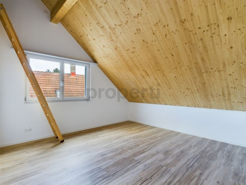 Exklusive 6.5-Zimmer-Dachwohnung mit Dachterrasse in Neftenbach - 5