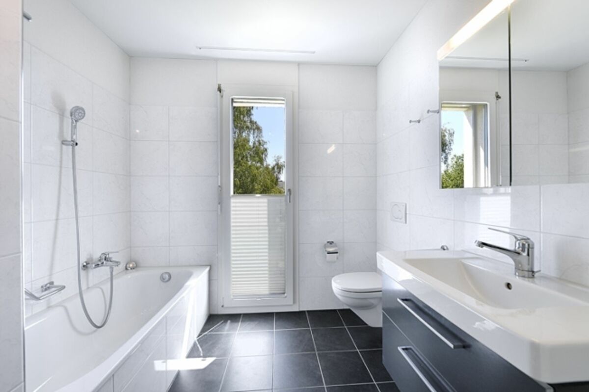 3.5-Zi. Wohnung mit Loggia an zentrumsnaher Lage - 4