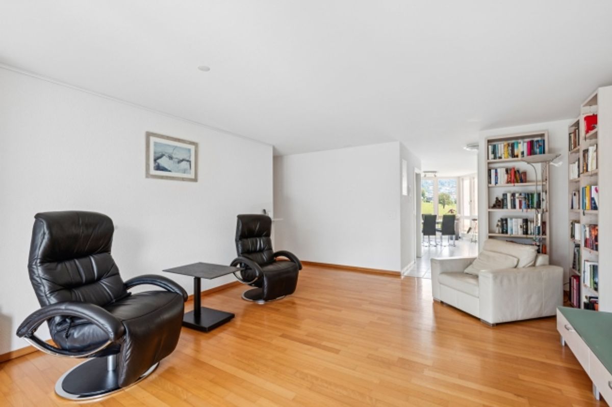 Exklusives Wohnen mit herrlicher Dachterrasse - 2