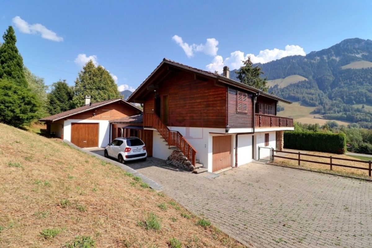Zu vermieten Chalet 5.5 Zimmer / WG oder Kurzmiete willkommen - 2
