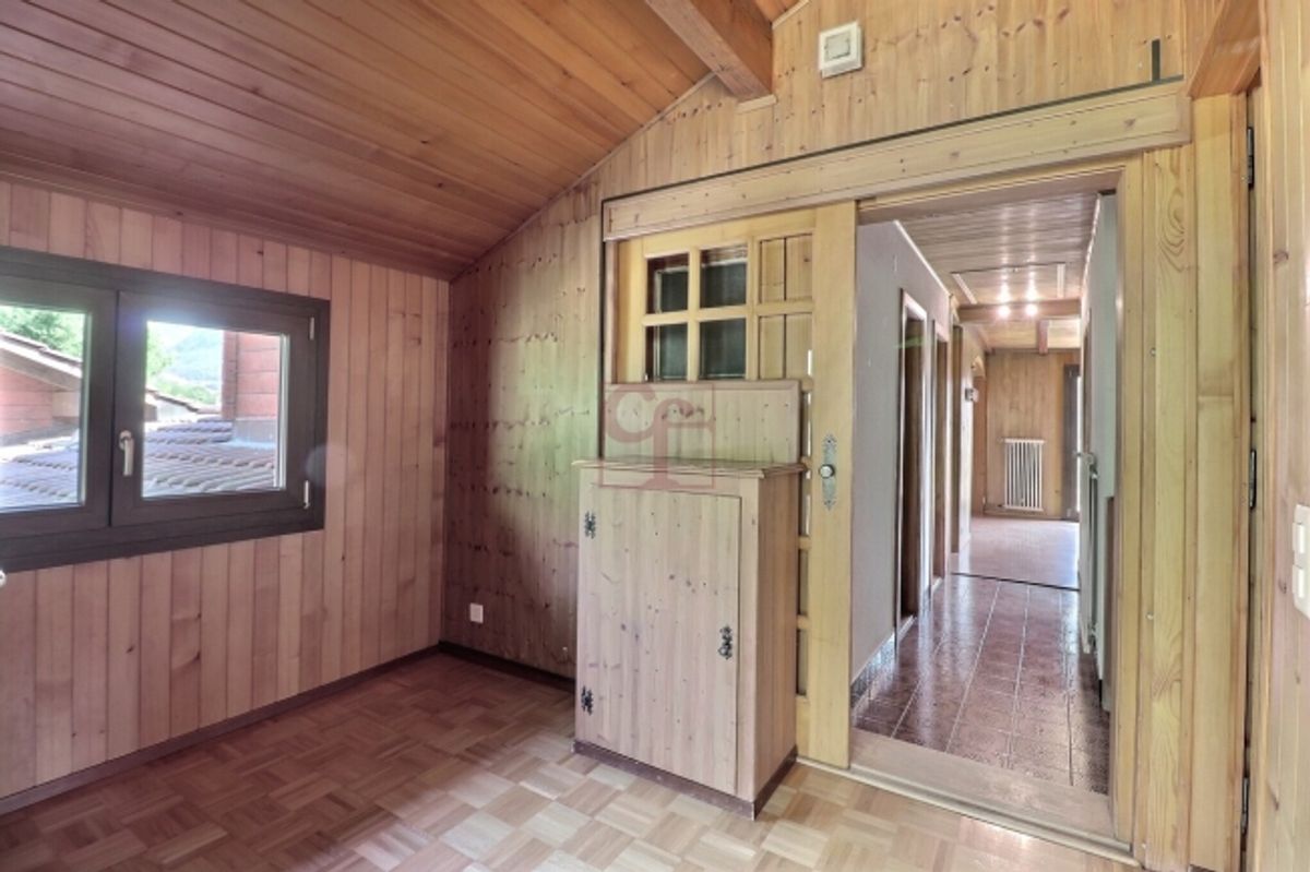 Zu vermieten Chalet 5.5 Zimmer / WG oder Kurzmiete willkommen - 4