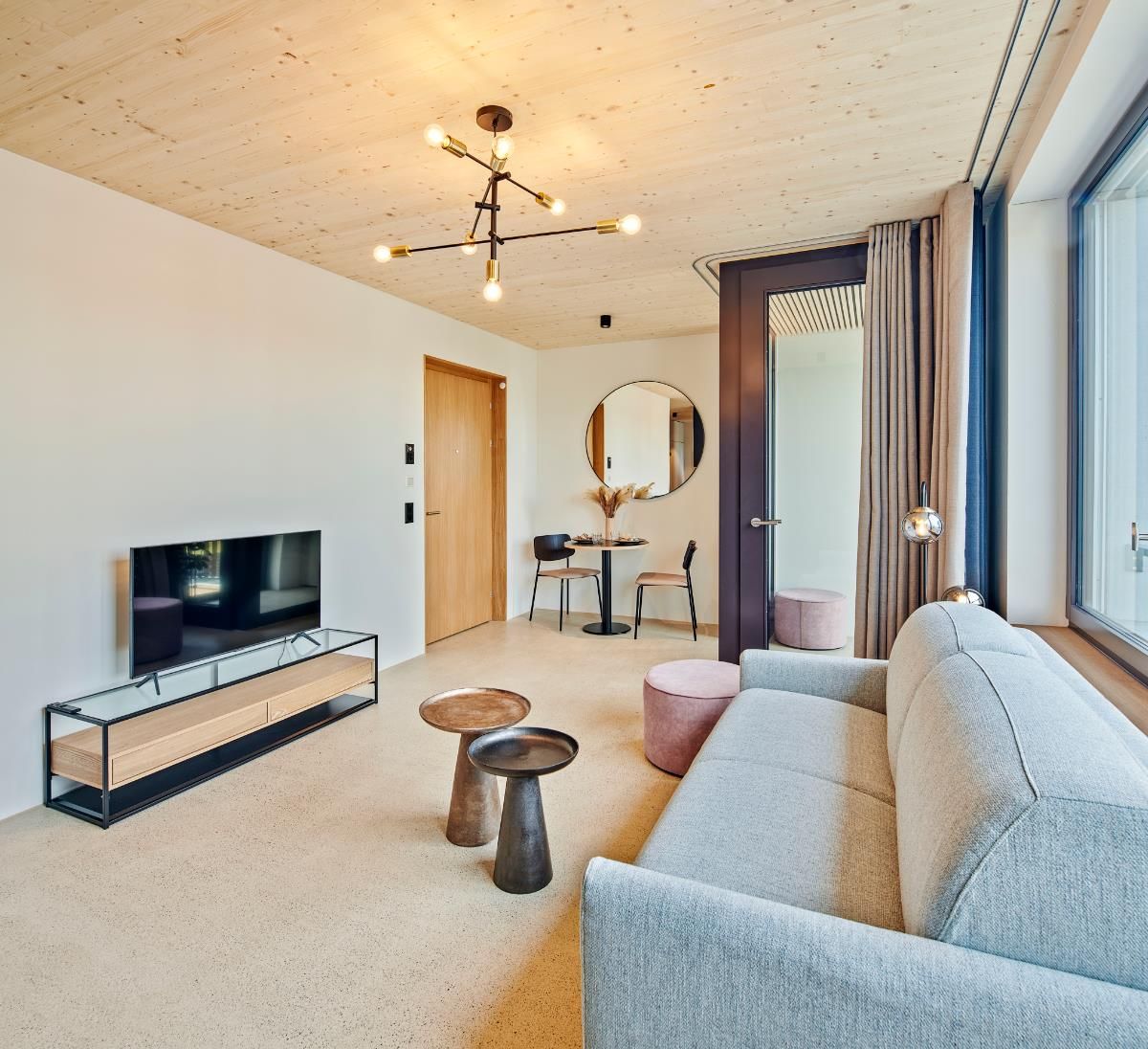 2.5 Zimmer möbl. Wohnobjekt - 1