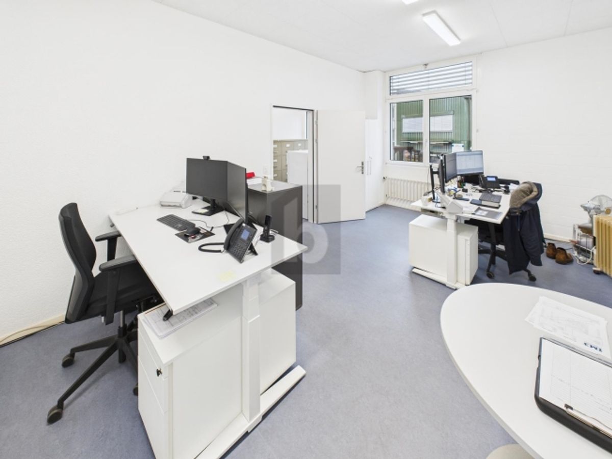 RESERVIERT (GROSSZÜGIG UND VIELSEITIG NUTZBAR) - 2