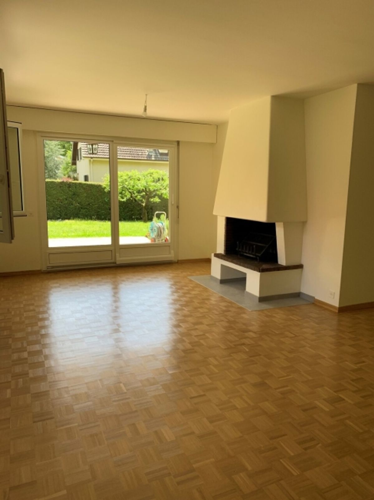 Charmante 6-Zimmer-Villa in Veyrier - 3