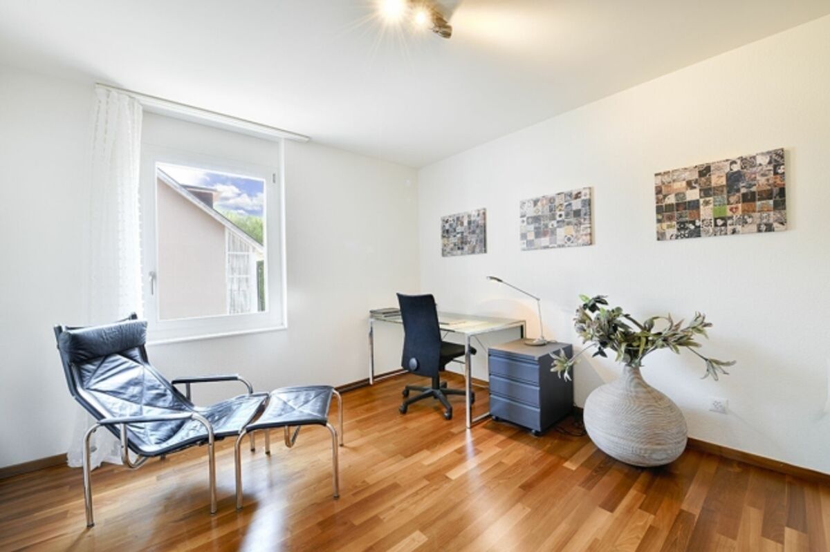 6.5-Zimmer Eckhaus an ruhiger Lage - 5