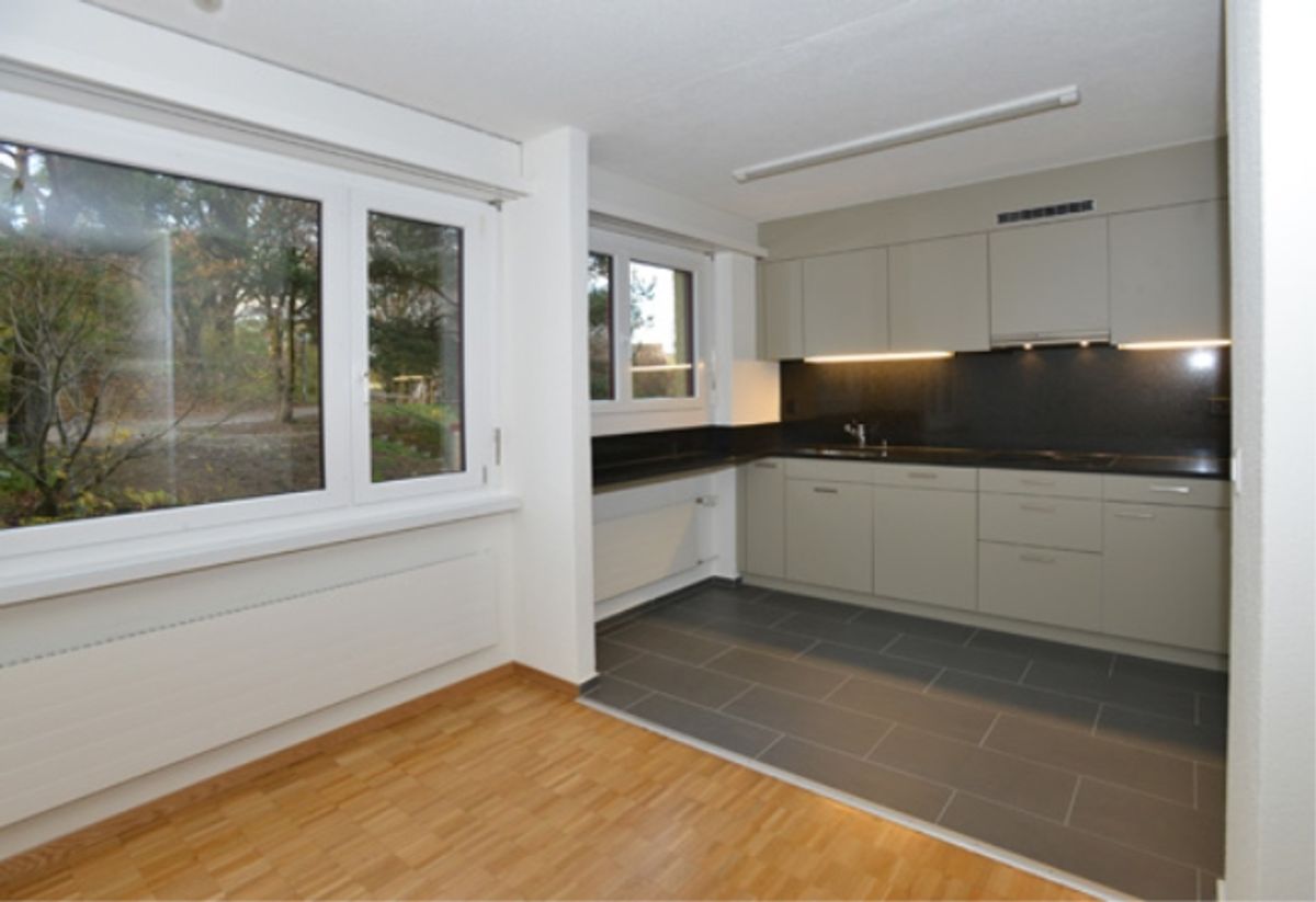 Modern sanierte 3.5 Zimmer-Wohnung! *Mieten ohne Kaution* - 2