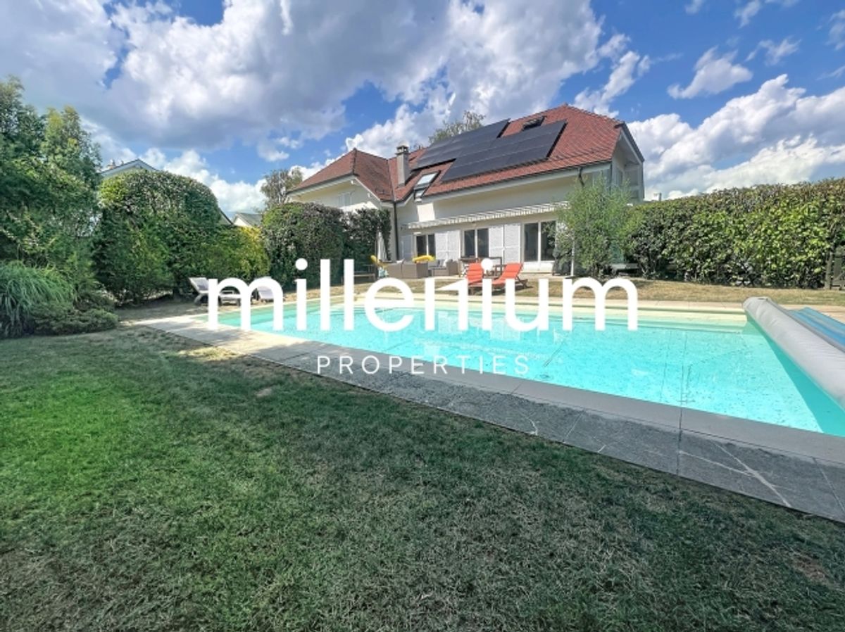 Wunderschönes Reihenhaus in Bogis-Bossey mit 170m2 Garten und Pool - 0