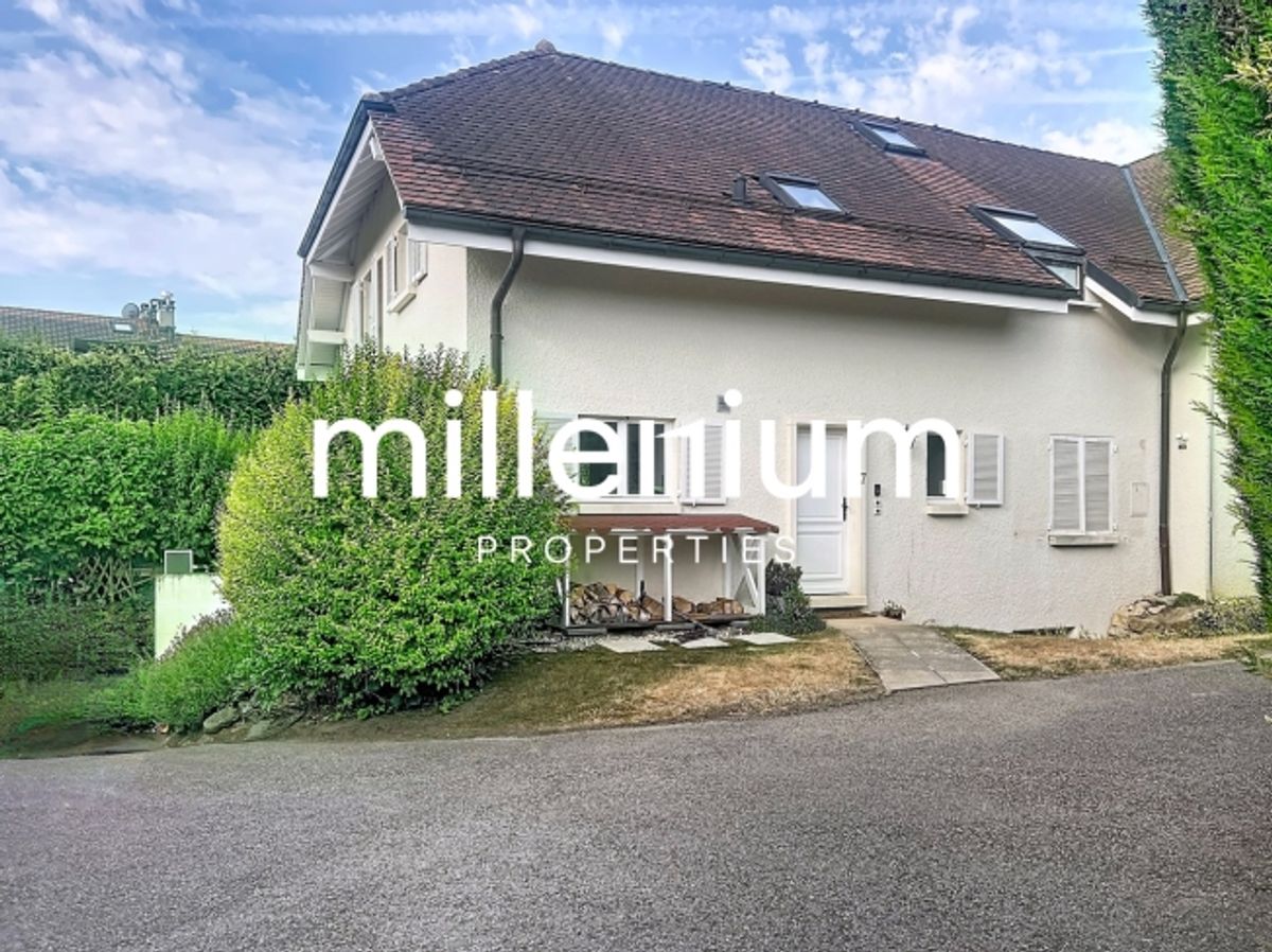 Wunderschönes Reihenhaus in Bogis-Bossey mit 170m2 Garten und Pool - 2