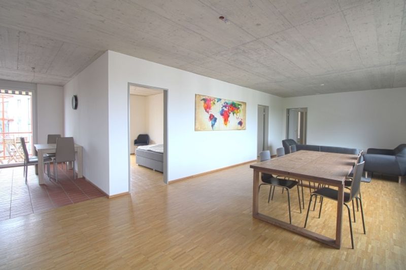 Furnished room in modernised apartment in a top location - 5