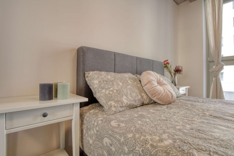 Furnished room in modernised apartment in a top location - 5