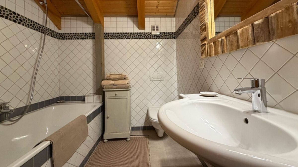 LOC 242 – CHALET LES SOURCES - 10