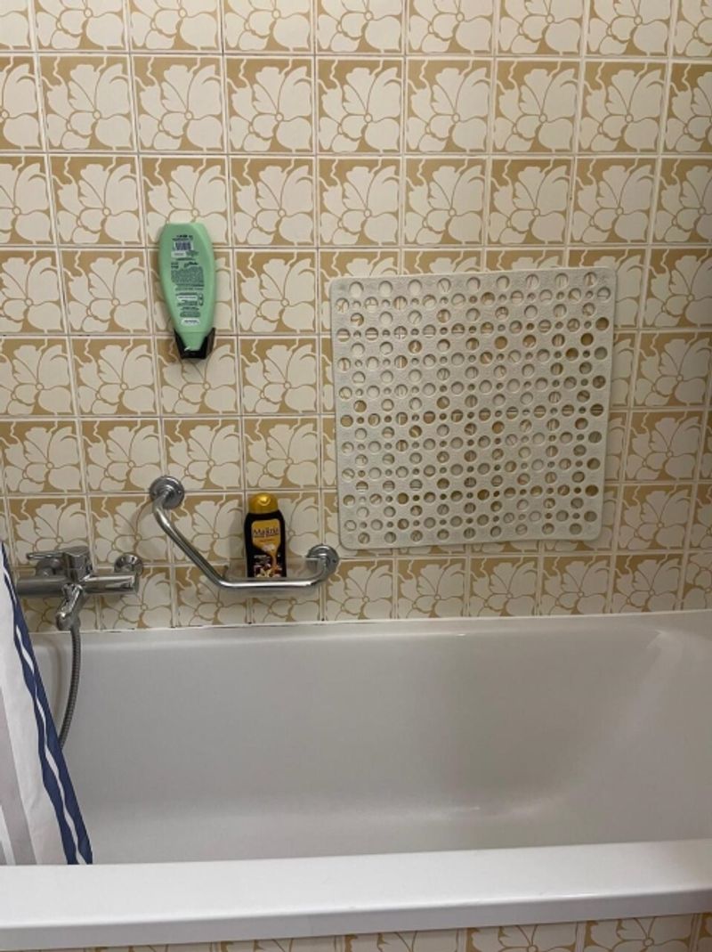 SEMENTINA,
Zu vermieten 3½ Zimmerwohnung - 8