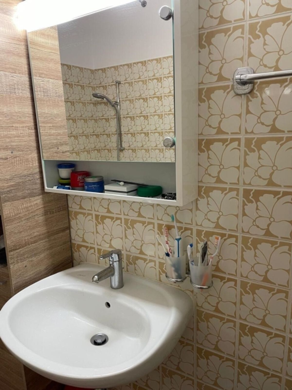 SEMENTINA,
Zu vermieten 3½ Zimmerwohnung - 8