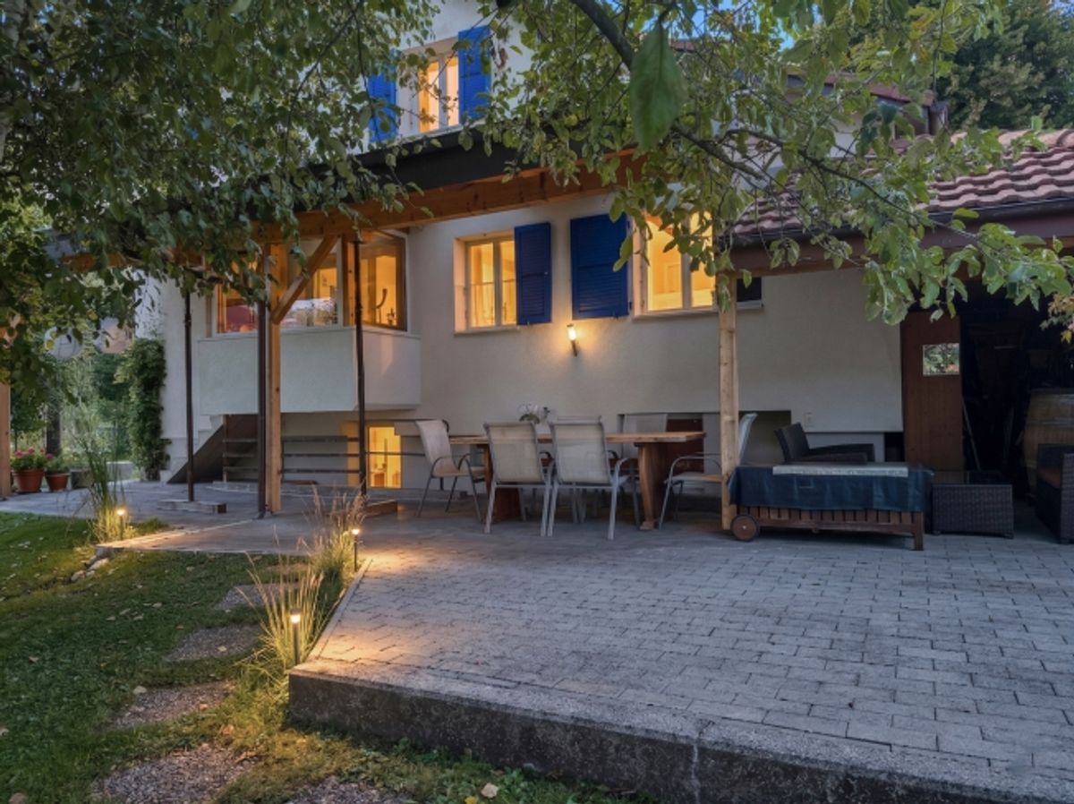 FAMILIENPARADIES IM BELIEBTEN MELCHENBÜHL-QUARTIER - 1