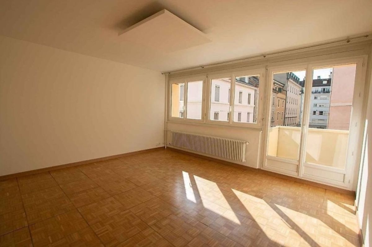 Studio im 3. Stock befindet sich in Genf 1207 - 0