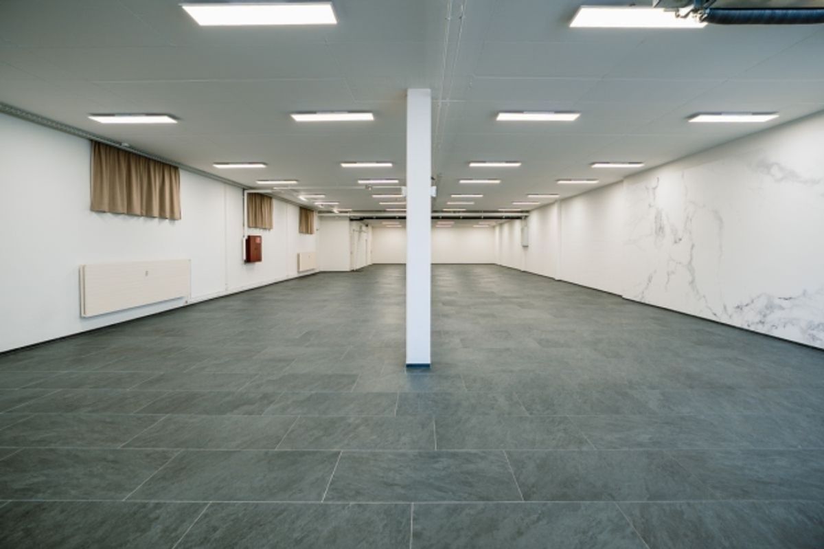 Showroom an bester Lage im Kanton Zug - 1