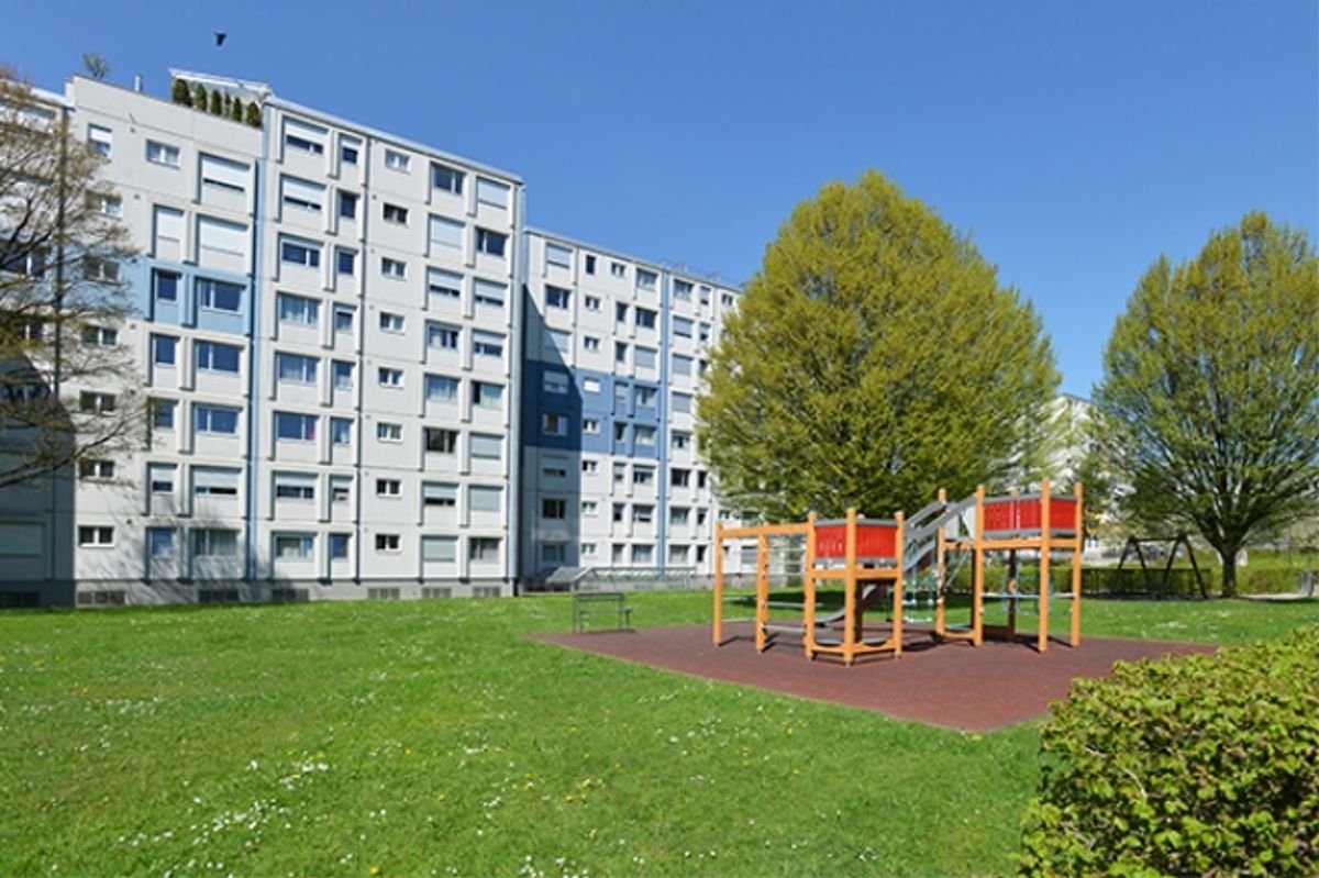 Grosszügige Wohnung mit Gartensitzplatz - 0