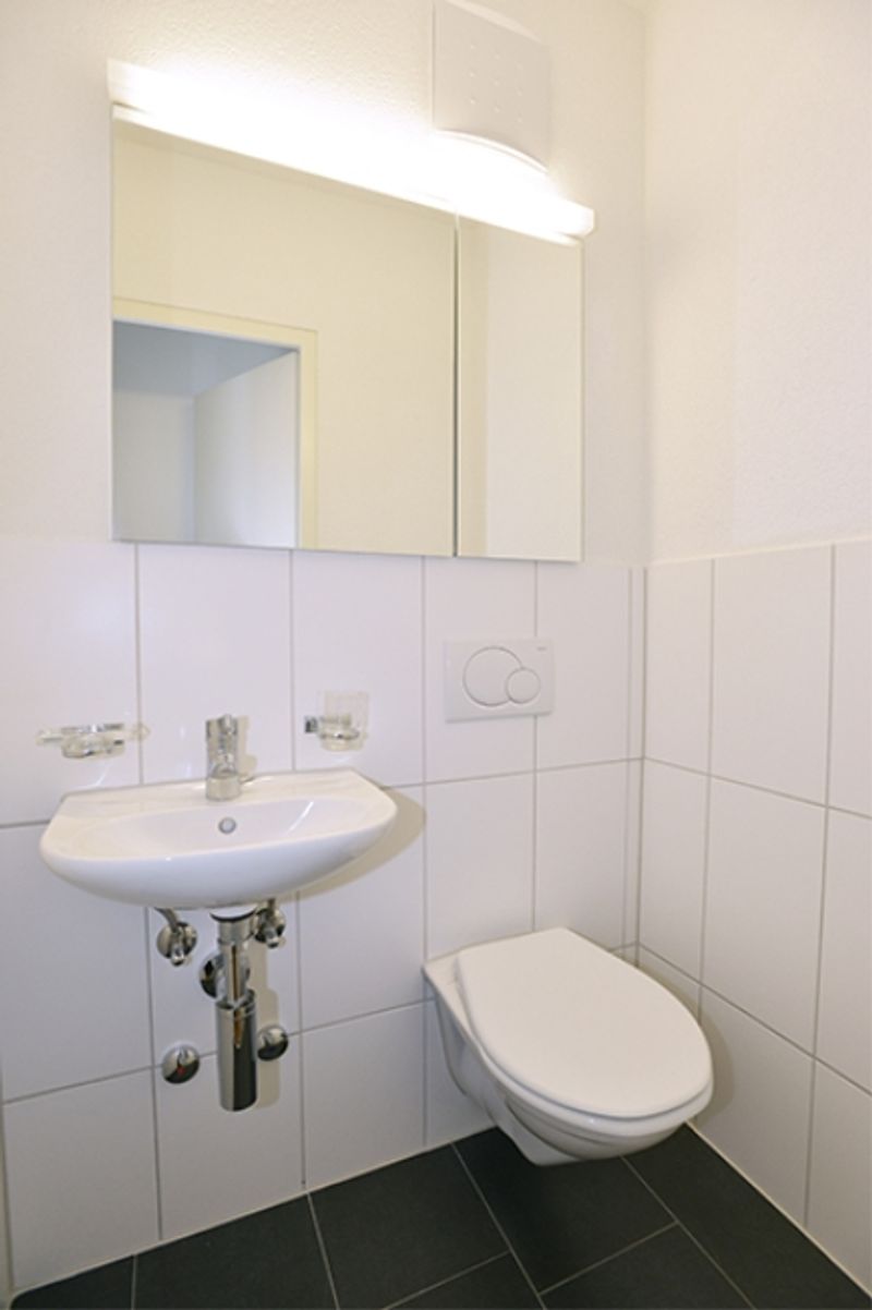 Grosszügige Wohnung mit Gartensitzplatz - 7