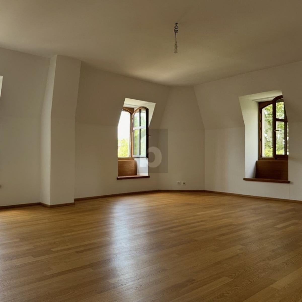JUGENDSTIL MIT HOCHWERTIGEM INNENAUSBAU! - 1