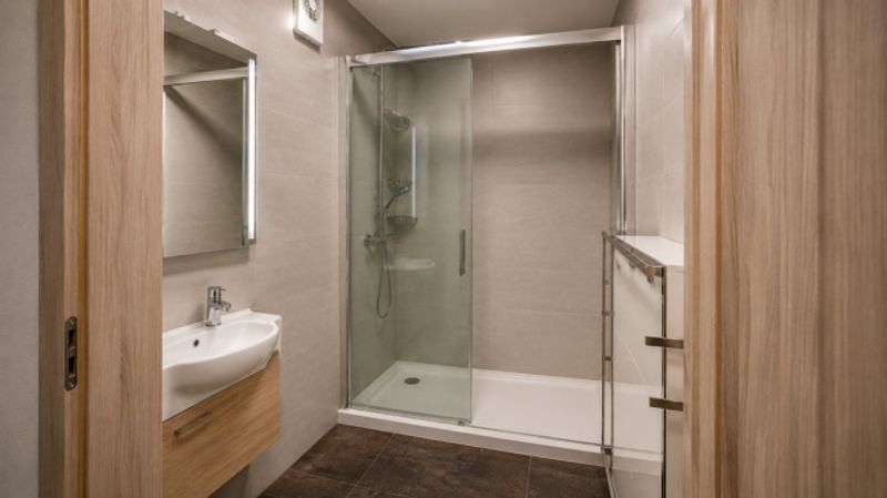 RUHIG, CHARMANT UND SCHÖNE AUSSICHT - 9
