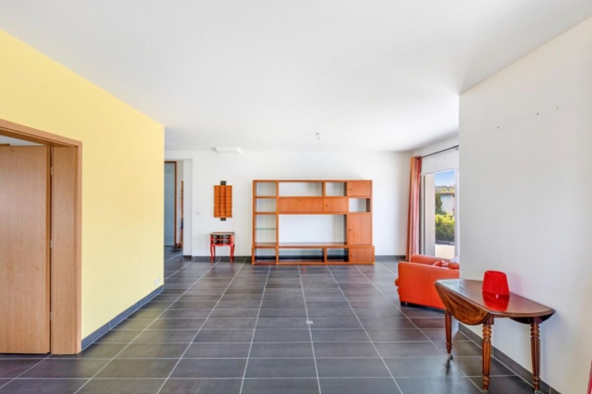 Außergewöhnliche Villa mit Pool am Stadtrand von Basel, Frankreich - 3
