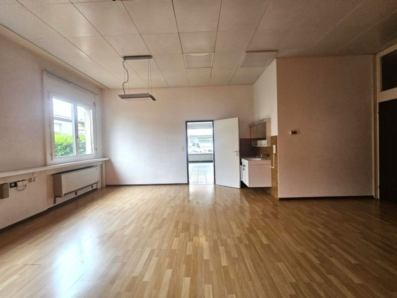 IHRE NEUE GESCHÄFTSADRESSE DIREKT AM BAHNHOF - 7
