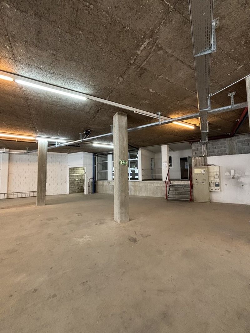 Dépôt spacieux de 620m2 idéalement situé à Clarens ! - 3