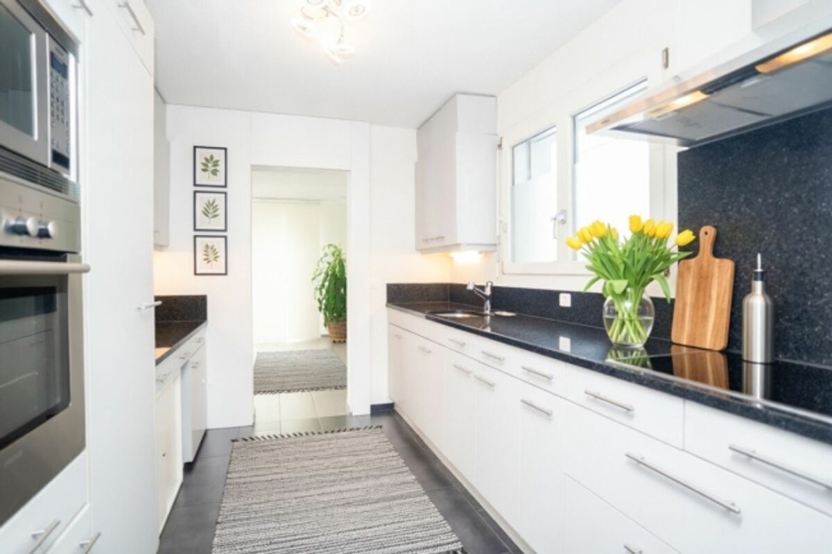 STILVOLLE 5.5 ZIMMER TERRASSENWOHNUNG MIT 67 M2 TERRASSE - 3