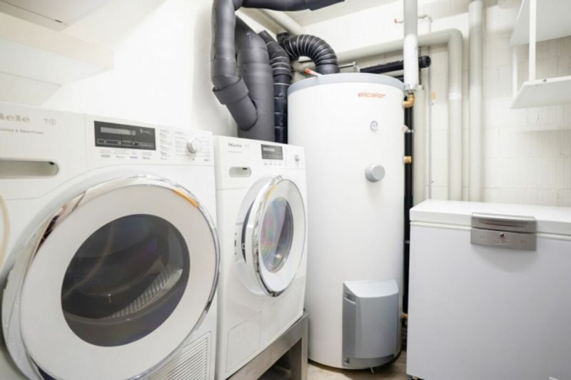 STILVOLLE 5.5 ZIMMER TERRASSENWOHNUNG MIT 67 M2 TERRASSE - 12