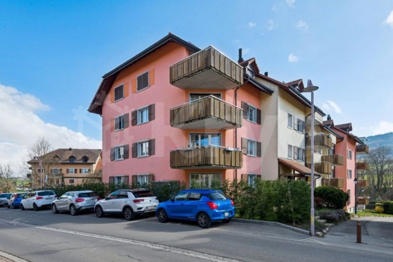 Geräumige Wohnung mit Blick über zwei Etagen - 12