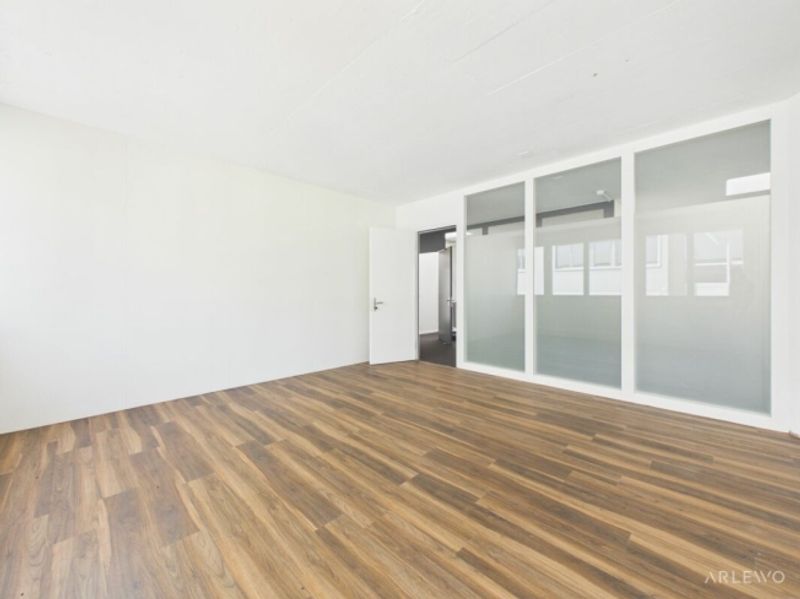 Ausgebaute Kleinfläche für Büro, Praxis oder stilles Gewerbe - 3