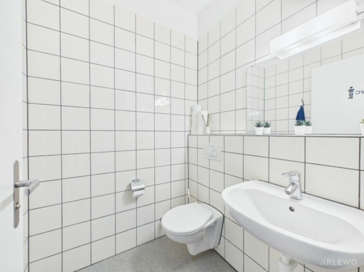 Ausgebaute Kleinfläche für Büro, Praxis oder stilles Gewerbe - 6