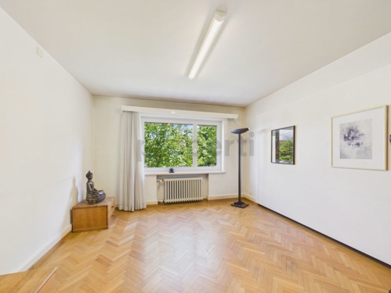 Zentrale Wohnlage, grosszügiger Balkon und beste Anbindung nahe Bahnhof - 7