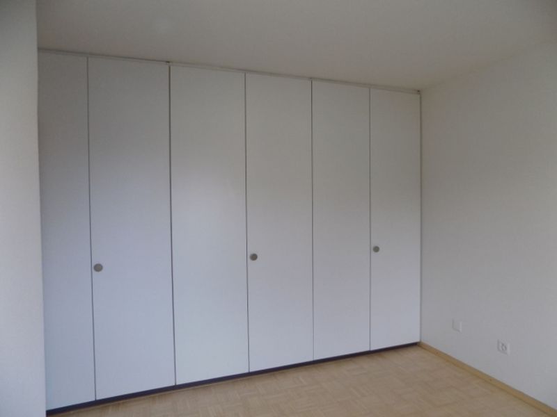 Charmantes Stadthausapartment mit neuer Küche - 3