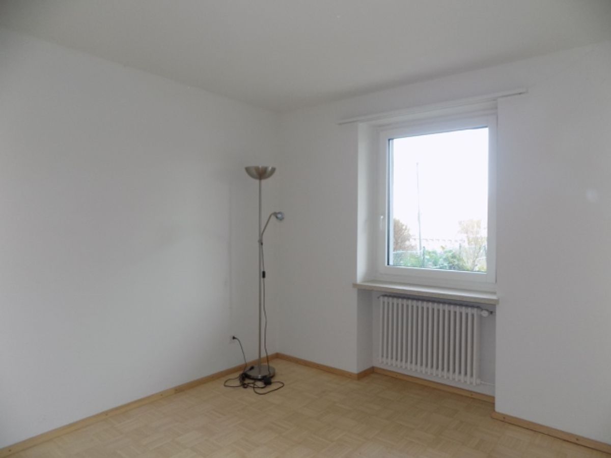 Charmantes Stadthausapartment mit neuer Küche - 3