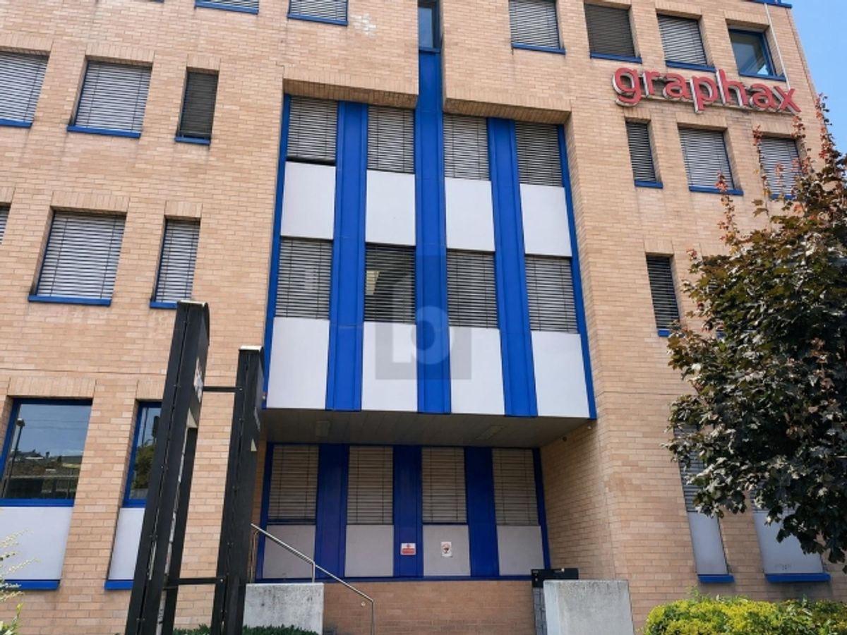 BUREAUX AVEC SALLE DE RÉUNION À MALLEY - 0