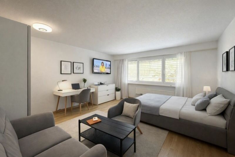RENOVIERTE 2½-ZIMMER-WOHNUNG MIT WEITBLICK - 3