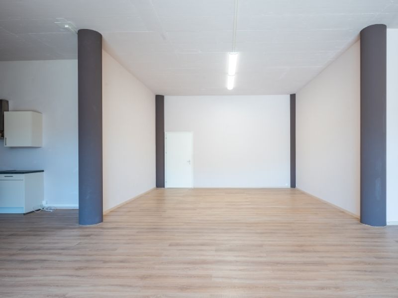 Viel Raum für Ihr Business! 172m² im Gewerbegebiet Täfern, Nähe Autobahnanschluss Baden-Dättwil - 7
