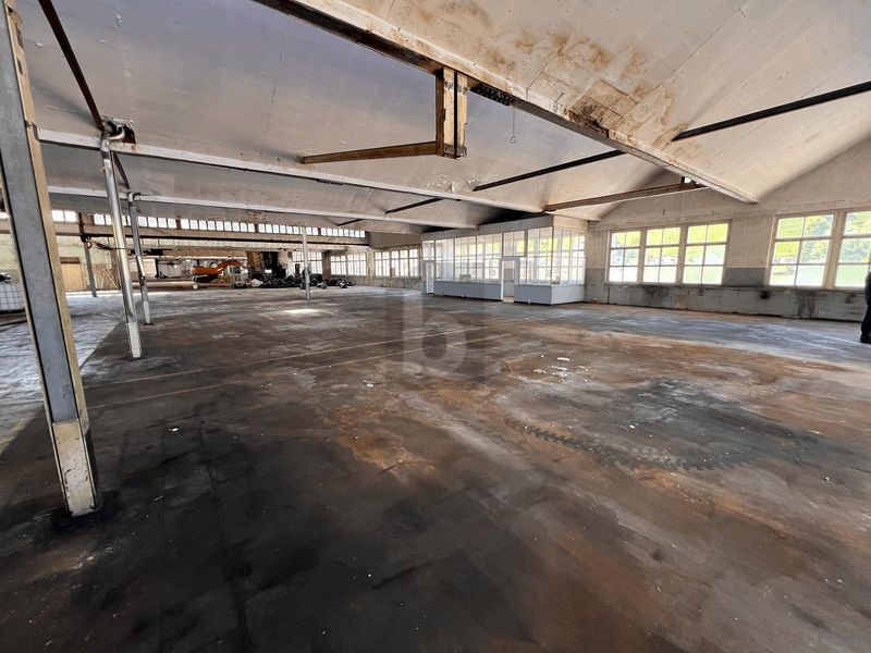 GRANDS VOLUMES ENTREPÔT, STOCKAGE - 5