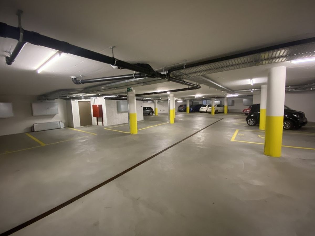 Tiefgaragenparkplatz in Oerlikon mieten - 1