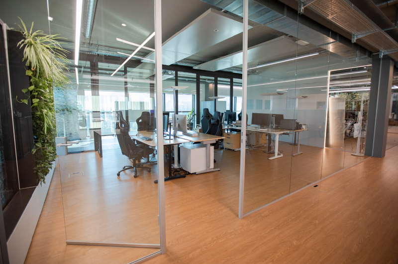 Exklusive Büro- und Showroomflächen mit Autolift  bis zu 5'700 m² - 3