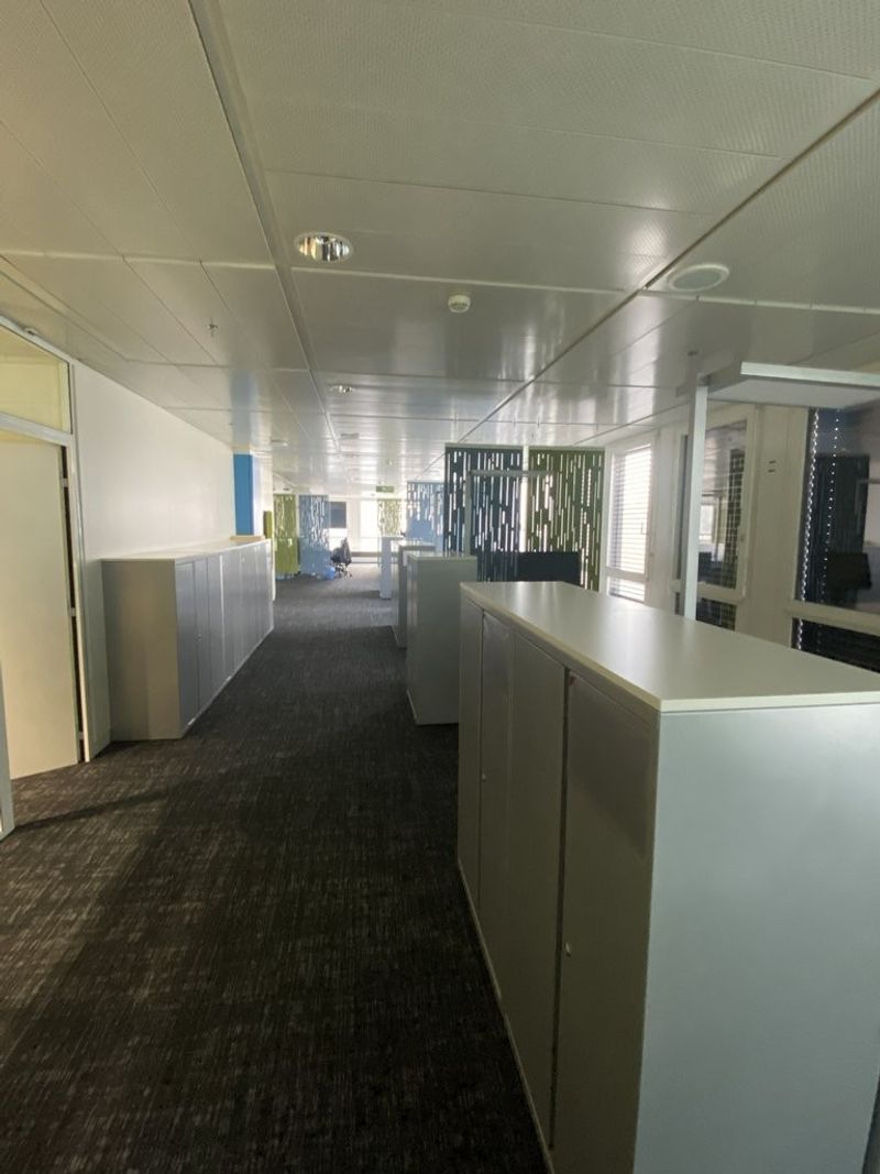 Bureaux de 677 m2- 3ème étage- au Geneva Business Center à Lancy - 8