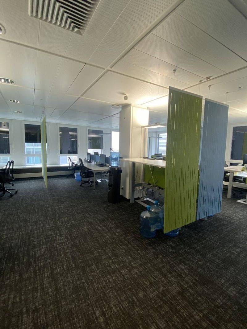 Bureaux de 677 m2- 3ème étage- au Geneva Business Center à Lancy - 9
