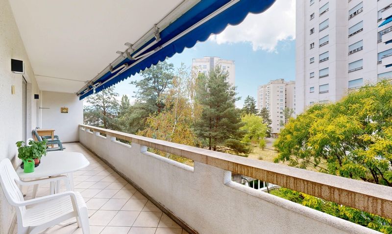Grosszügige 5.5-Zimmer-Wohnung mit Balkon – Lausanne-Chailly - 3