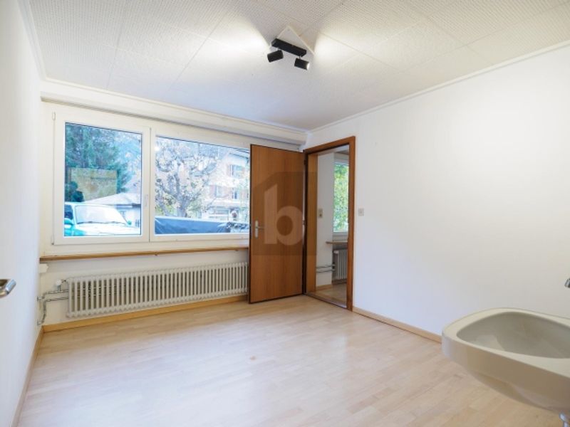 VIELSEITIG NUTZBAR UND ZENTRAL GELEGEN - 4