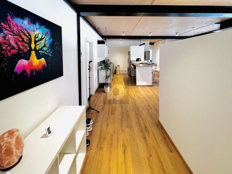 ESPACE DE TRAVAIL MODERNE ET INSPIRANT - 3
